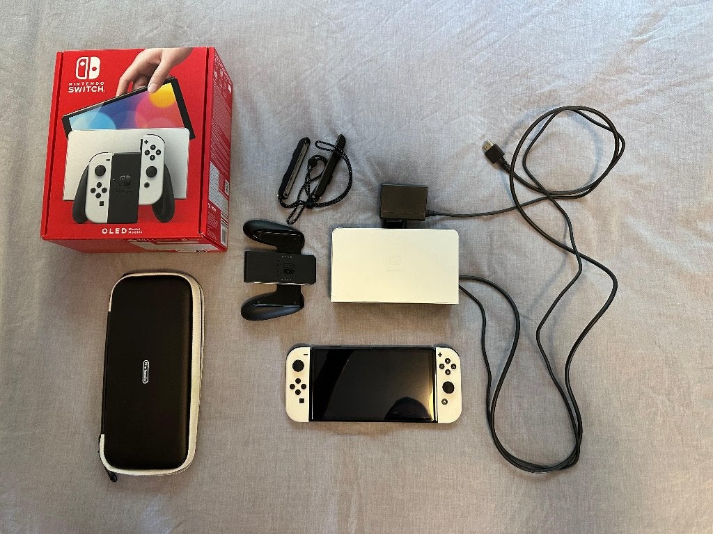 Nintendo Switch Oled Wit, Spelcomputers en Games, Spelcomputers | Nintendo Switch, Verzenden, Zo goed als nieuw, Zonder controller