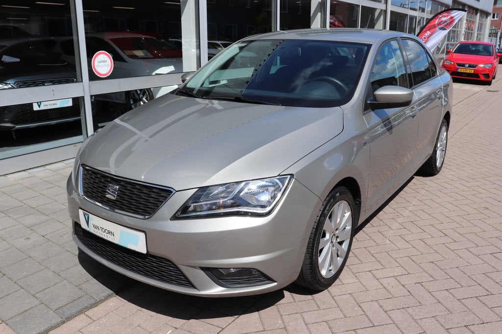 SEAT Toledo 1.2 TSI Businessline High. Veel beenruimte, koff, Auto's, Seat, Euro 5, Stof, Gebruikt, Zwart