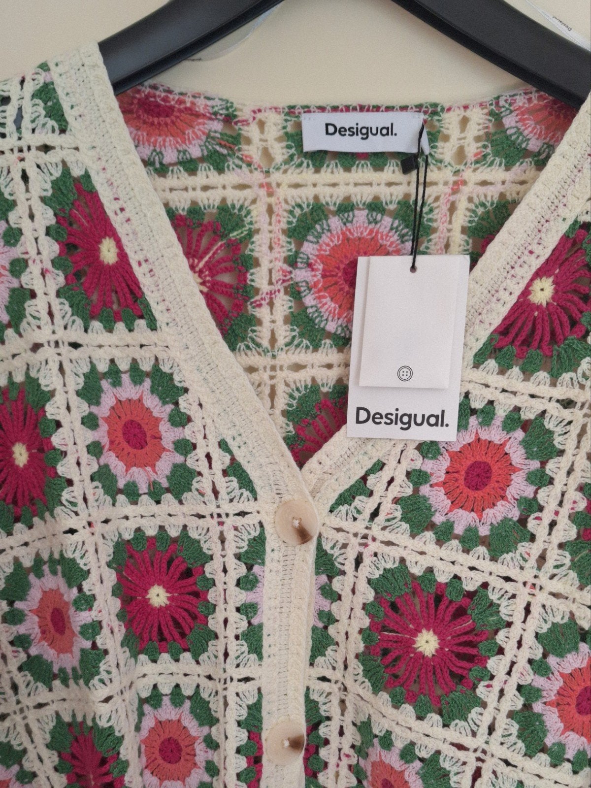 Vrolijk vestje | Desigual | Nieuw met prijskaartje, Maat 38/40 (M), Meerkleurig, Nieuw, Ophalen of Verzenden