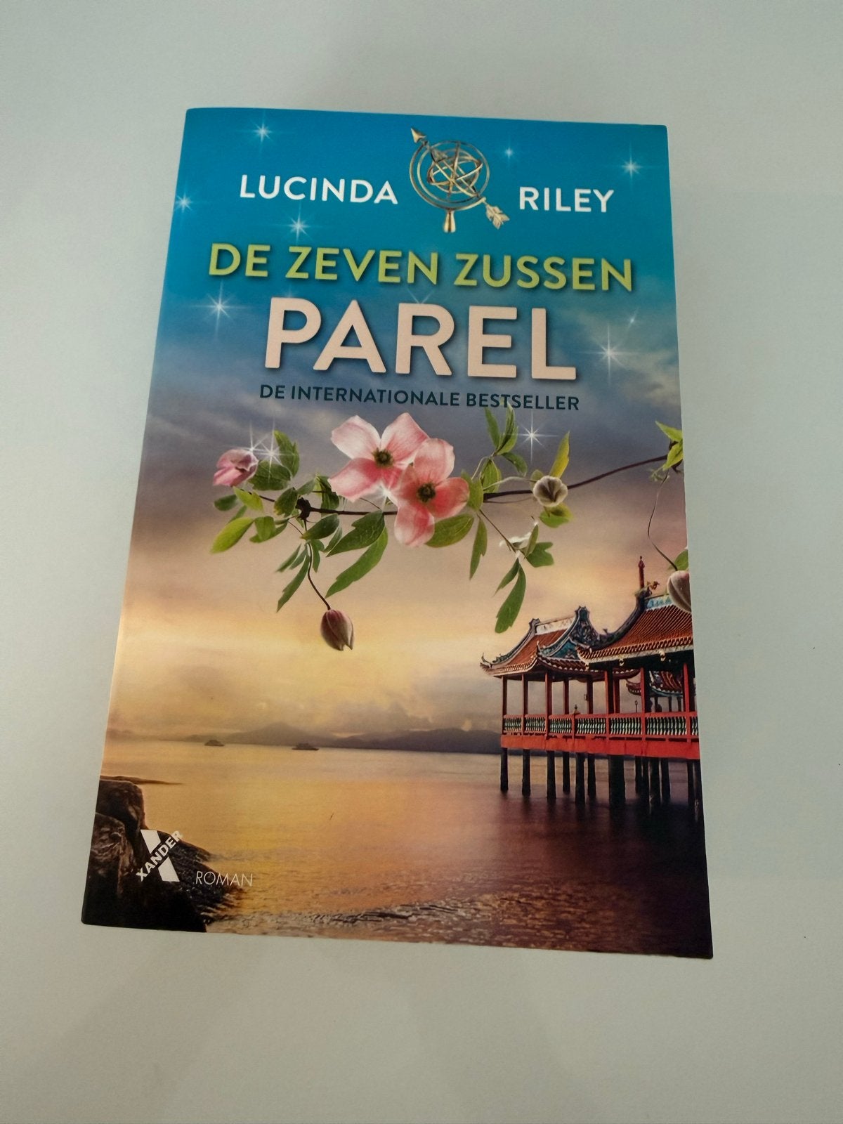 De Zeven Zussen - Parel (Lucinda Riley), Boeken, Ophalen of Verzenden, Zo goed als nieuw
