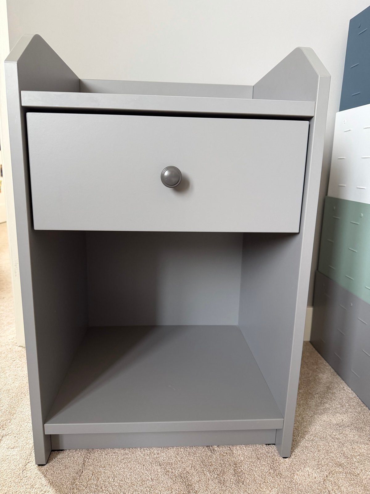 IKEA Hauga nachtkastje grijs - 62x40x35cm, Ophalen, Gebruikt, Minder dan 45 cm, 55 tot 70 cm