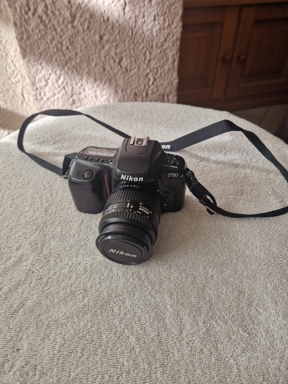 Nikon F50 Spiegelreflexcamera met accessoires, Ophalen, Zo goed als nieuw, Spiegelreflex, Nikon