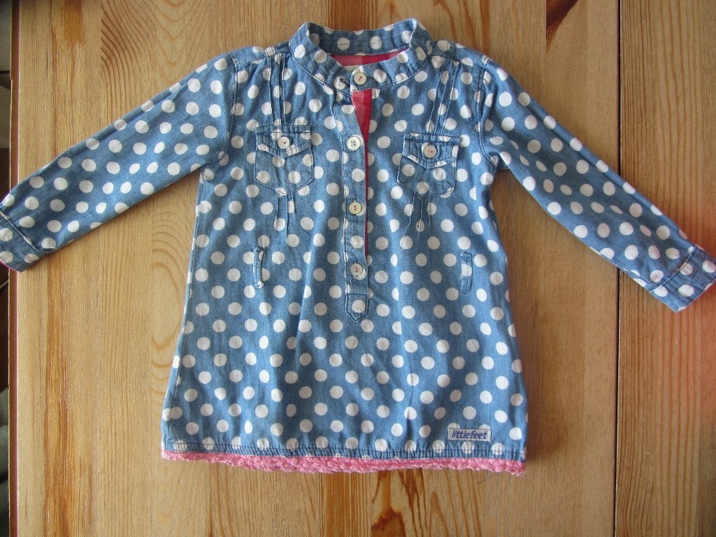 Blauw gestipt blousje XS Little Feet maat 86, Ophalen of Verzenden, Gebruikt, Meisje, Overhemdje of Bloesje