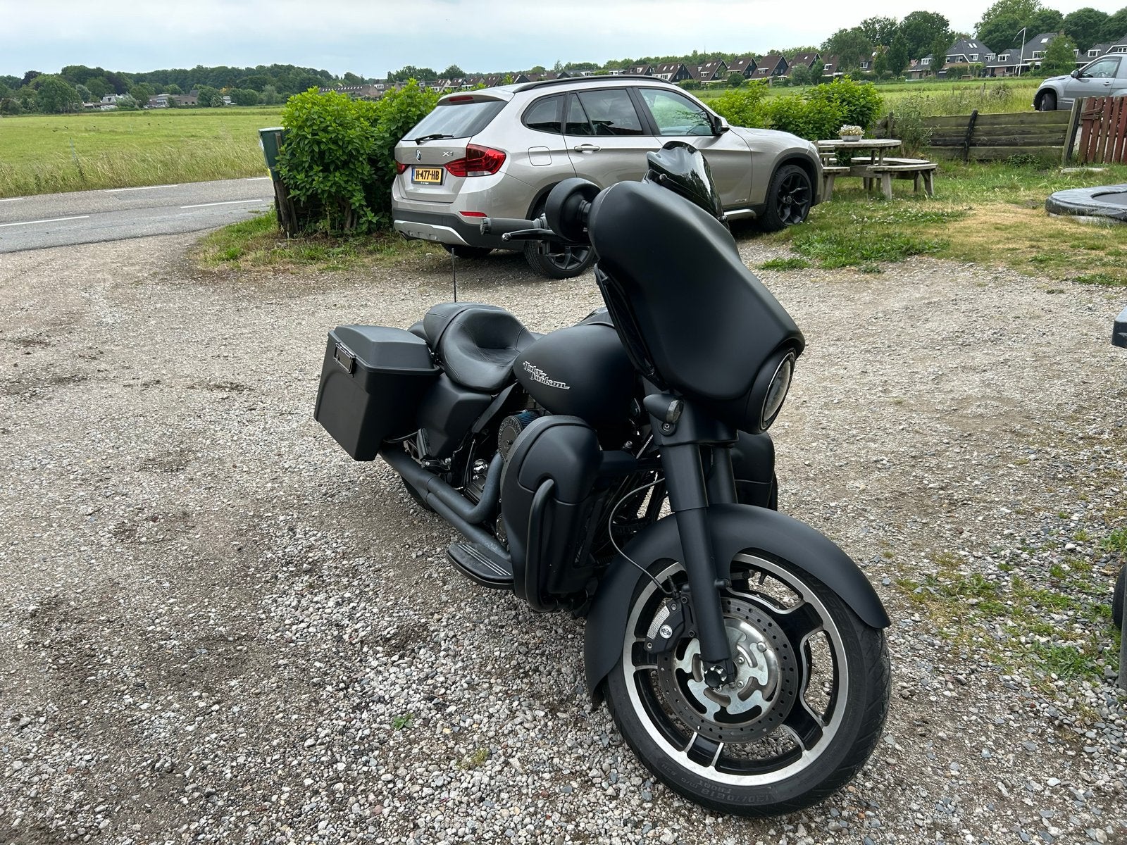 Harley Davidson Street Glide 103 Matzwart - Vol Opties!, Motoren, Motoren | Harley-Davidson, 2 cilinders, 1690 cc, Motorrijbewijs A