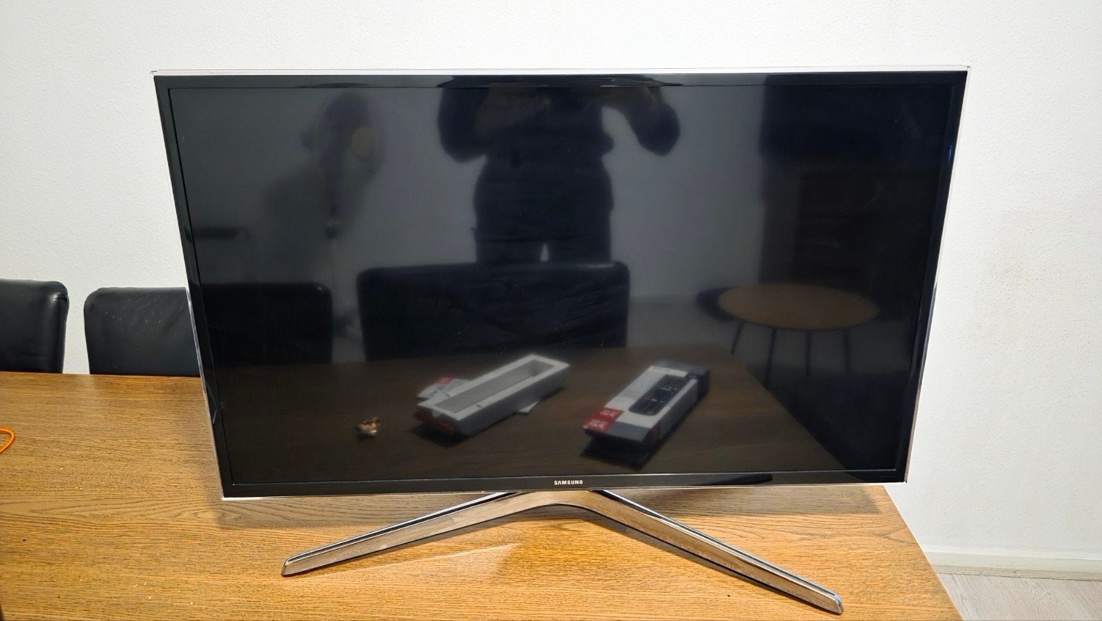 Samsung UE32H6400AW 32 inch Full HD Smart TV