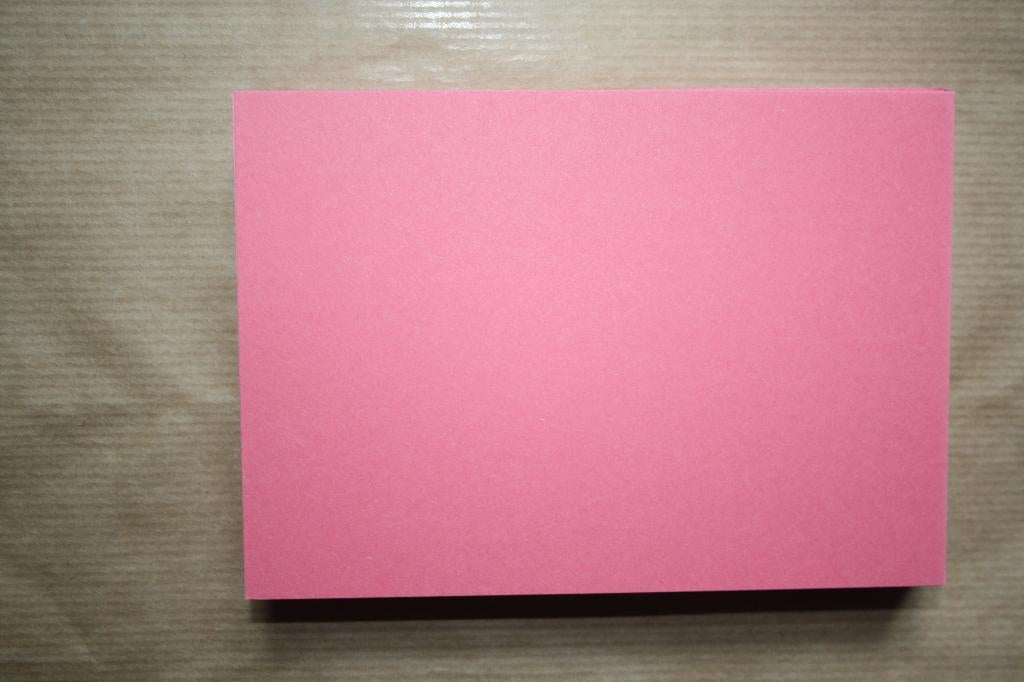 75 stuks enkele kaarten warm rose 14,8x10,5cm, Ophalen of Verzenden, Nieuw, Overige thema's, Blanco kaart of Basiskaart