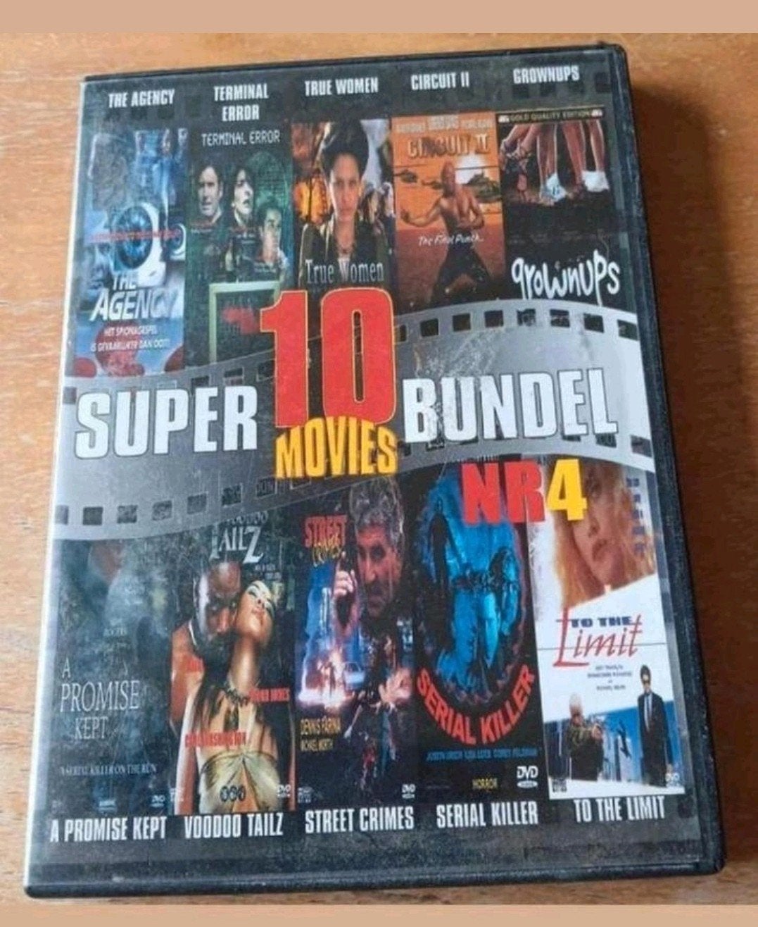Super 10 movies box, Ophalen of Verzenden, Zo goed als nieuw