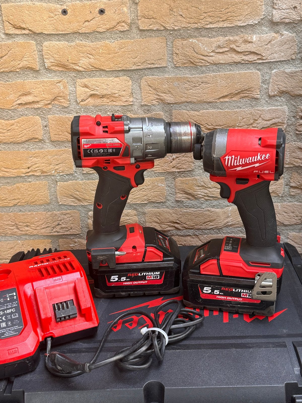 Milwaukee M18 FUEL Boor- en Schroefmachine Set, 600 watt of meer, Variabele snelheid, Ophalen of Verzenden, Zo goed als nieuw