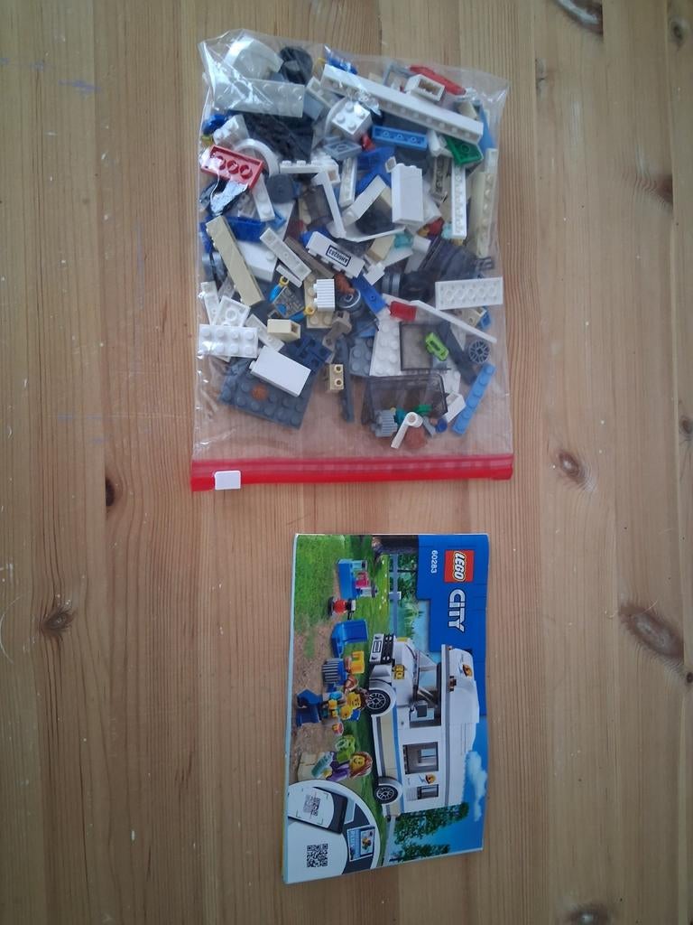 Lego camper 60283 [compleet], Ophalen, Zo goed als nieuw, Overige merken