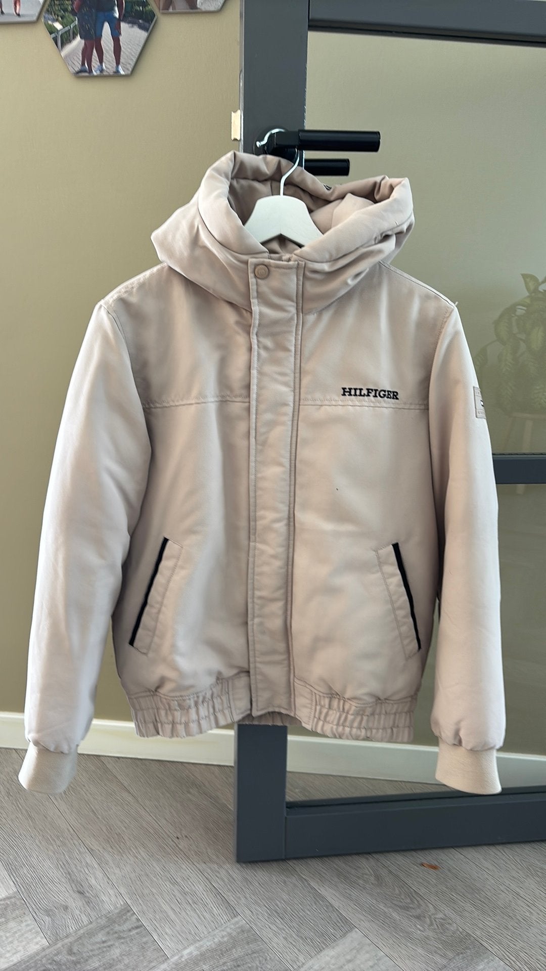 Winterjas Tommy Hilfiger maat 164, Kinderen en Baby's, Ophalen of Verzenden, Zo goed als nieuw, Jongen of Meisje, Jas