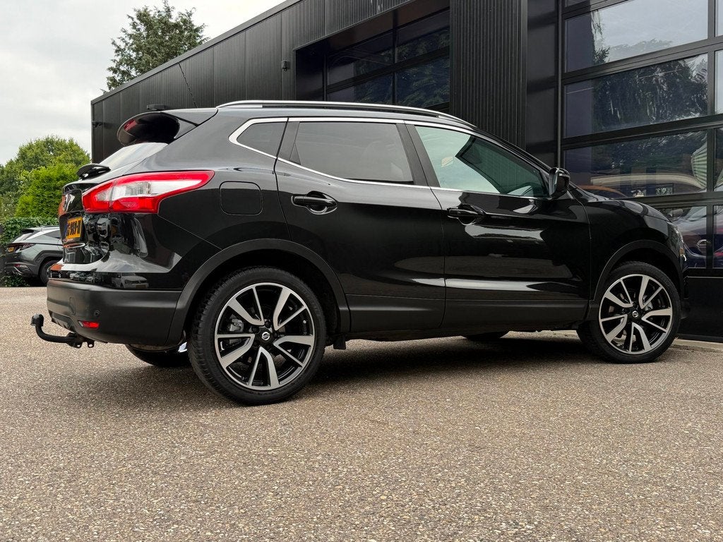 Nissan Qashqai 1.2 Tekna LED Navi Pano Camera Trekh., Auto's, Nissan, Voorwielaandrijving, Euro 5, Gebruikt, 4 cilinders