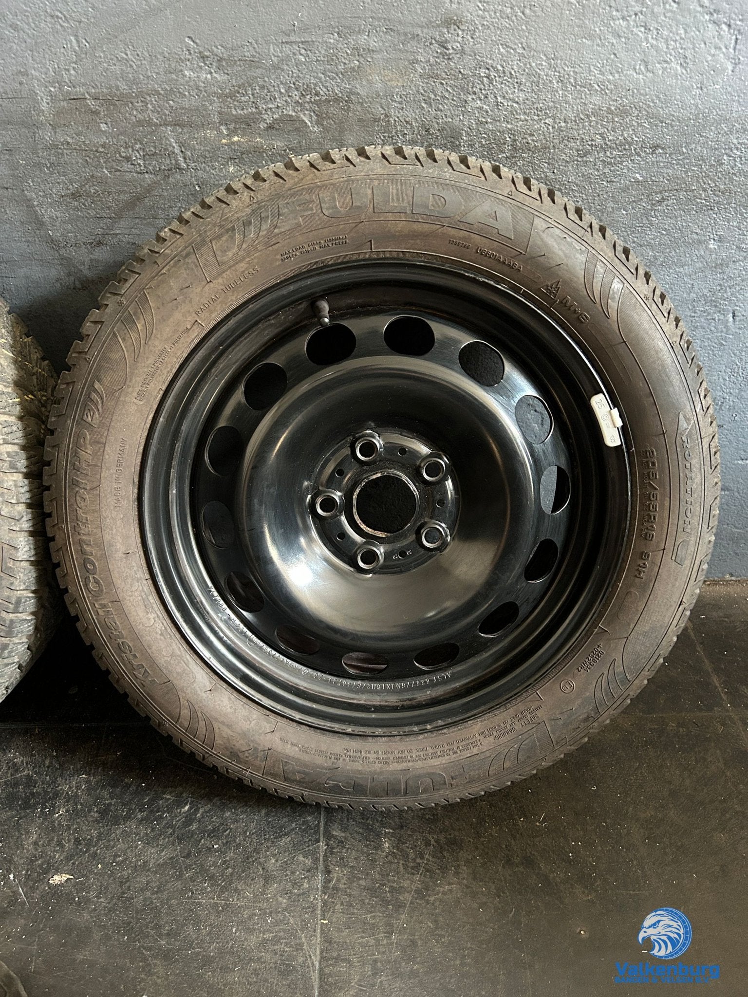 8-9mm! VAG VW Golf Caddy Audi A3 Leon 16 inch stalen velgen, Auto-onderdelen, Banden en Velgen, Gebruikt, -, Banden en Velgen