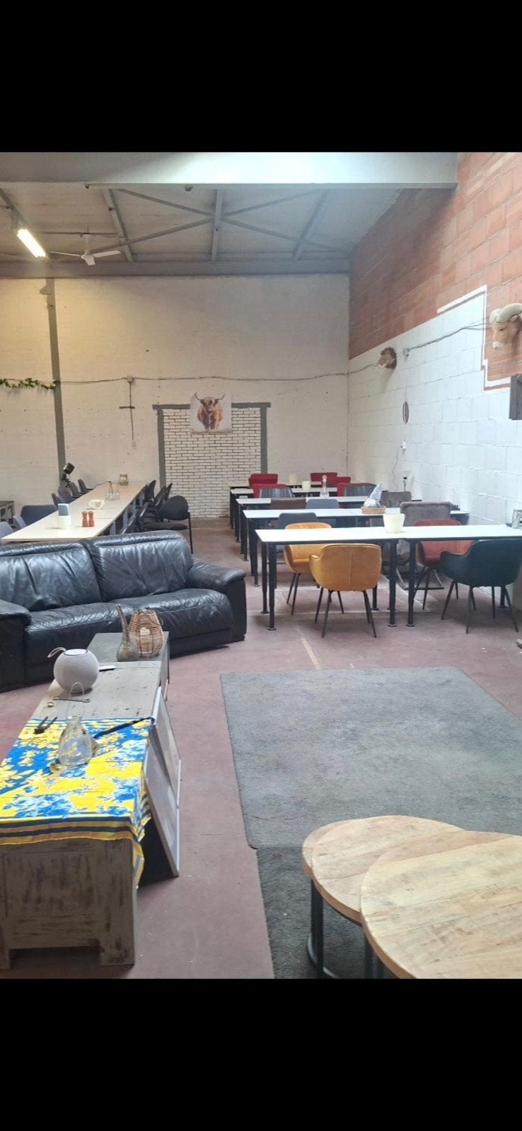 bedrijfsruimte met mogelijkheden voor wonen.