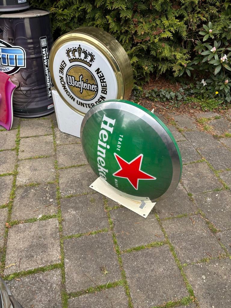 Heineken lichtbak, Ophalen, Gebruikt, Lichtbak of (neon) lamp