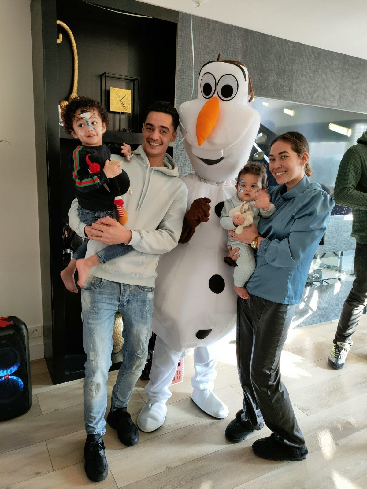 Olaf de sneeuwpop met acteur - Frozen thema op jouw feestje, Ophalen, Zo goed als nieuw, Verjaardag