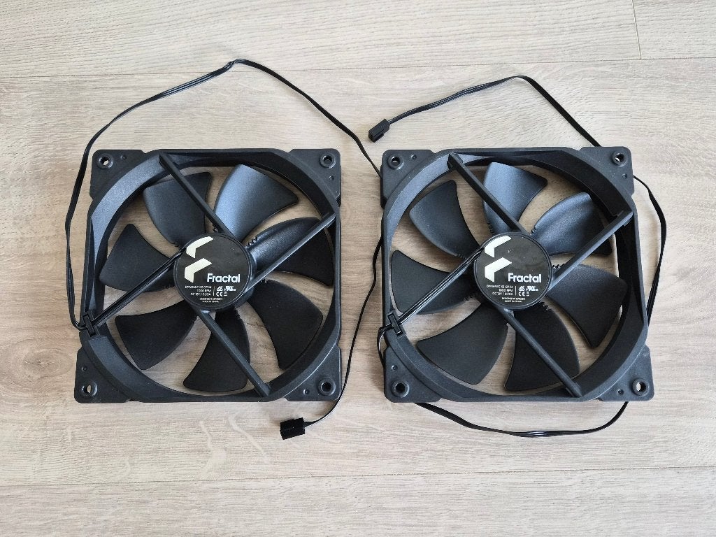 PC fans (140mm and 120mm), Computers en Software, Computerkoelers, Ophalen, Gebruikt, Luchtkoeling