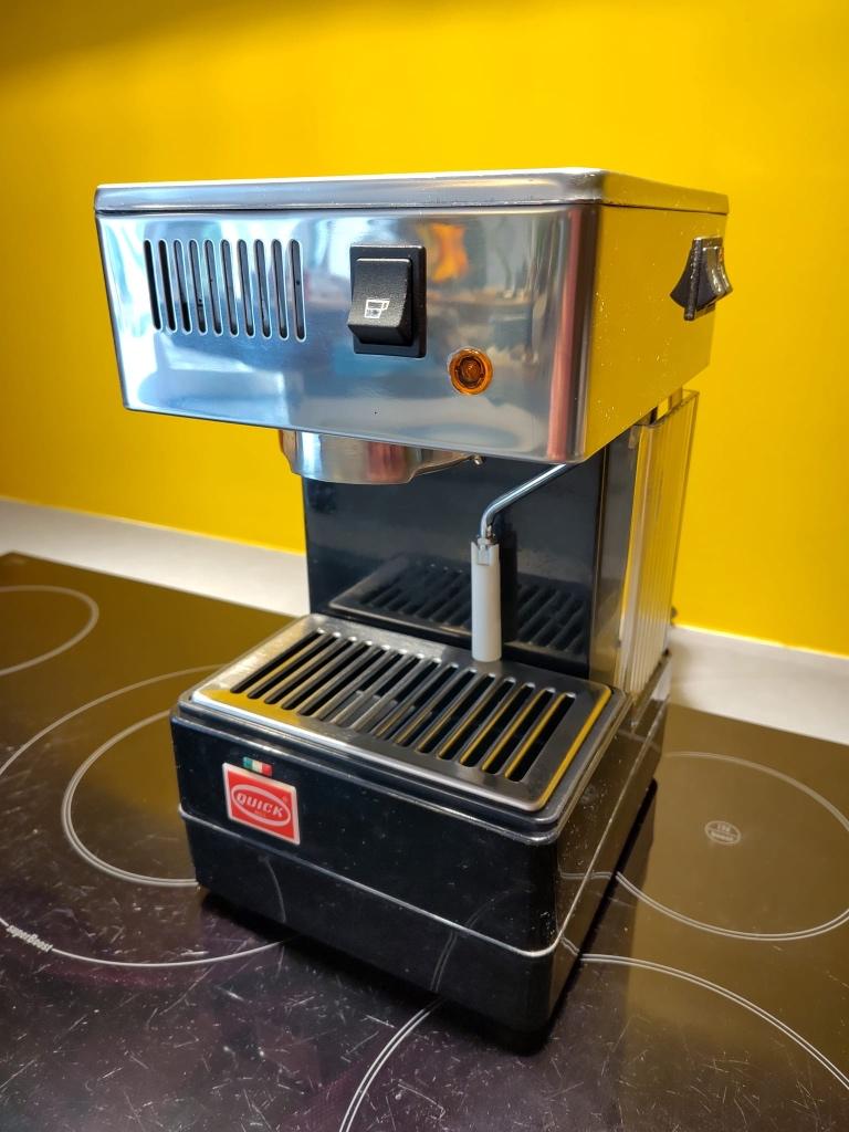 Quick mill 820, Witgoed en Apparatuur, Gebruikt, Espresso apparaat, Gemalen koffie, Ophalen of Verzenden