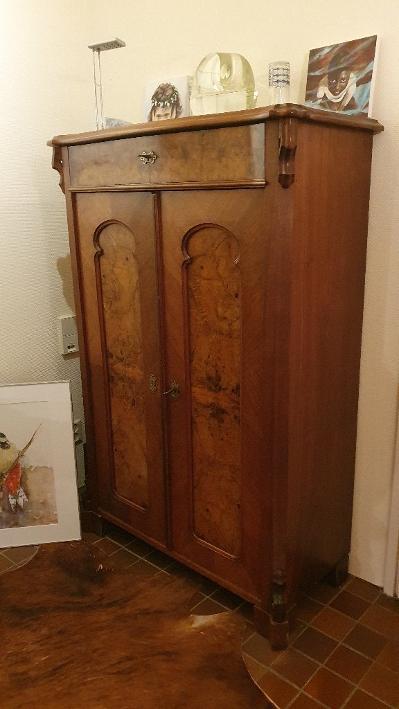 Mooie antieke hoge Meidenkast, Antiek en Kunst, Ophalen of Verzenden