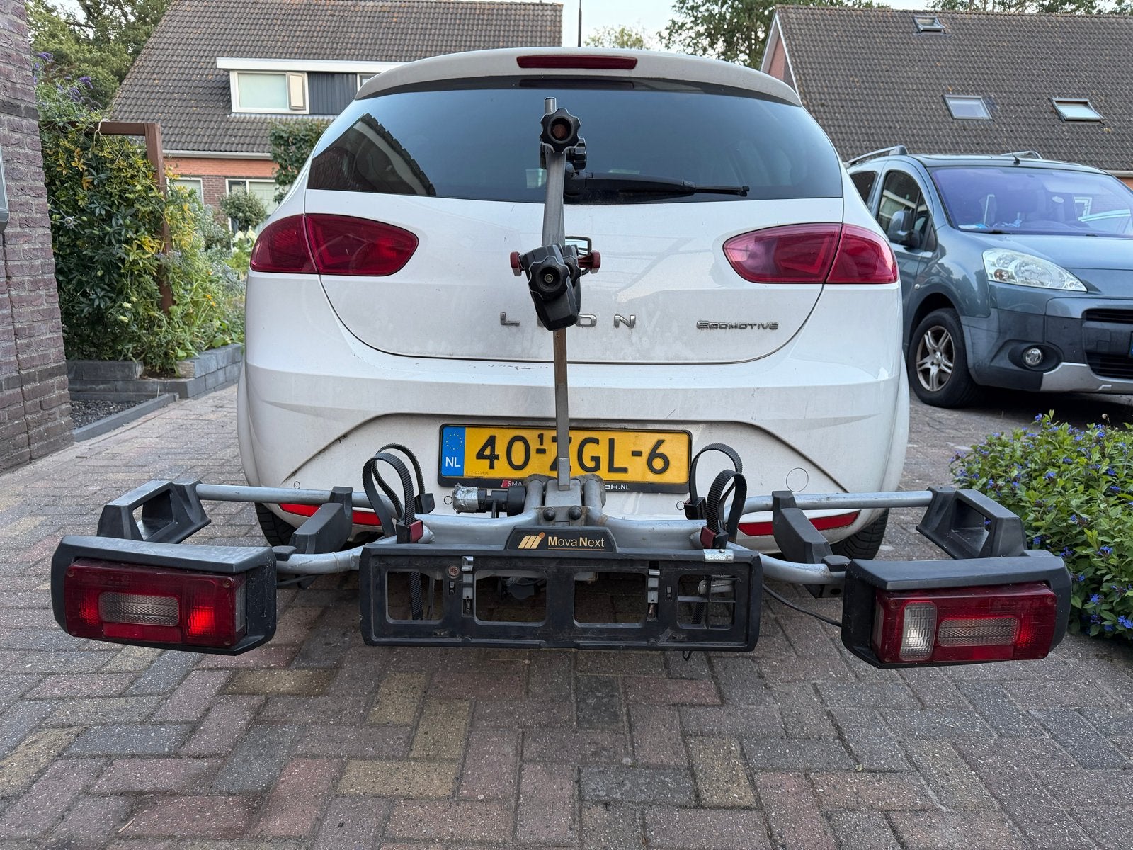 MovaNext fietsendrager voor 2 electrische fietsen, Ophalen, 2 fietsen, Gebruikt, Trekhaakdrager