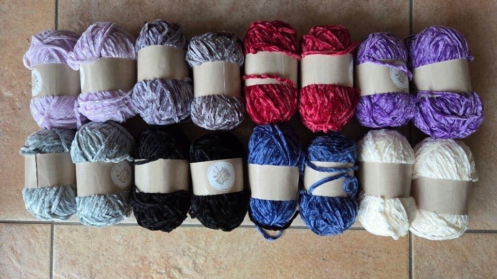 Alison&Mae breigaren Chenille 14 x, Ophalen of Verzenden, Nieuw, Breien of Haken, Wol of Garen
