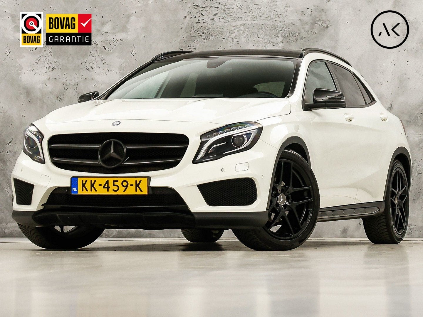 Mercedes-Benz GLA 180 AMG Night Edition Plus Automaat (GROOT, 12 maanden, Gebruikt, 4 cilinders, Leder en Stof