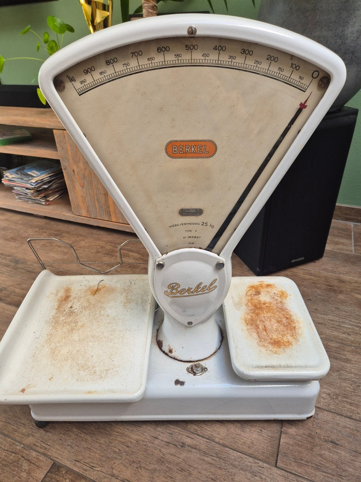 Antieke Berkel Weegschaal. Type T. Vermogen 25 kg uit 1951, Antiek en Kunst, Ophalen