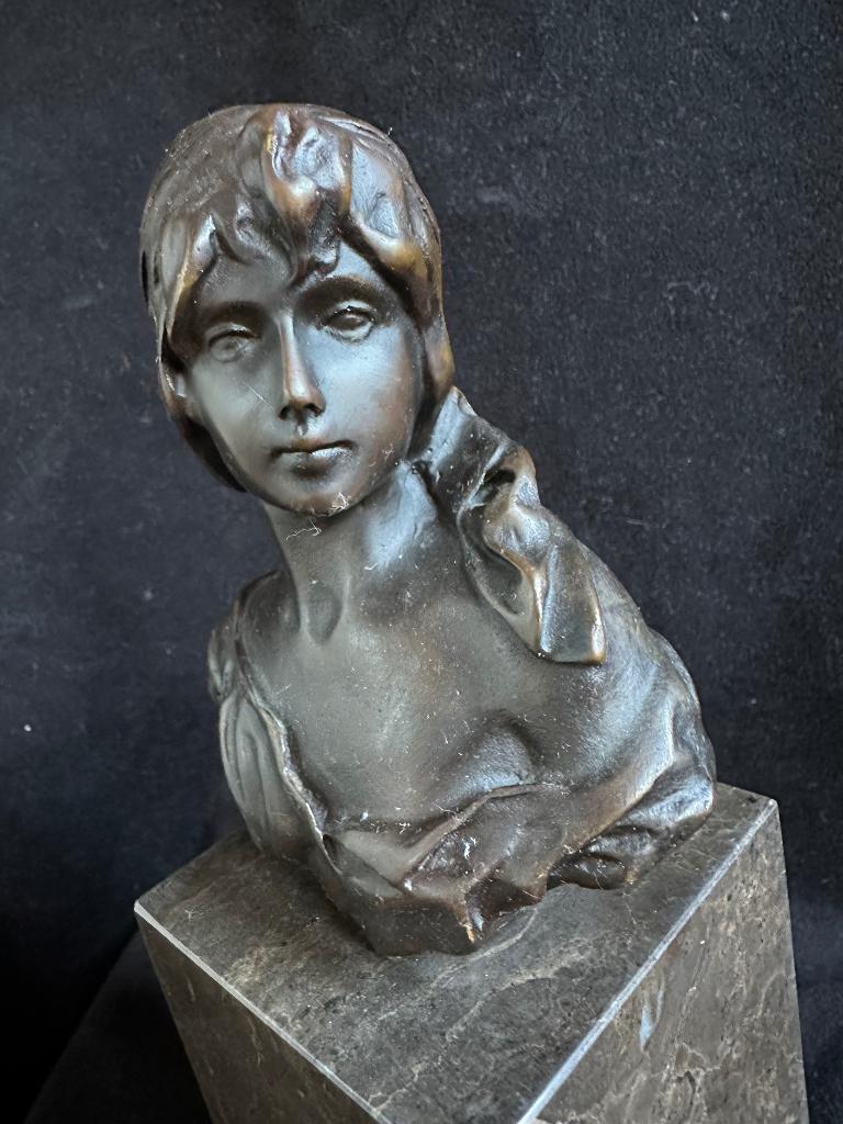 Vrouw , buste, brons, Antiek en Kunst, Ophalen of Verzenden, Brons