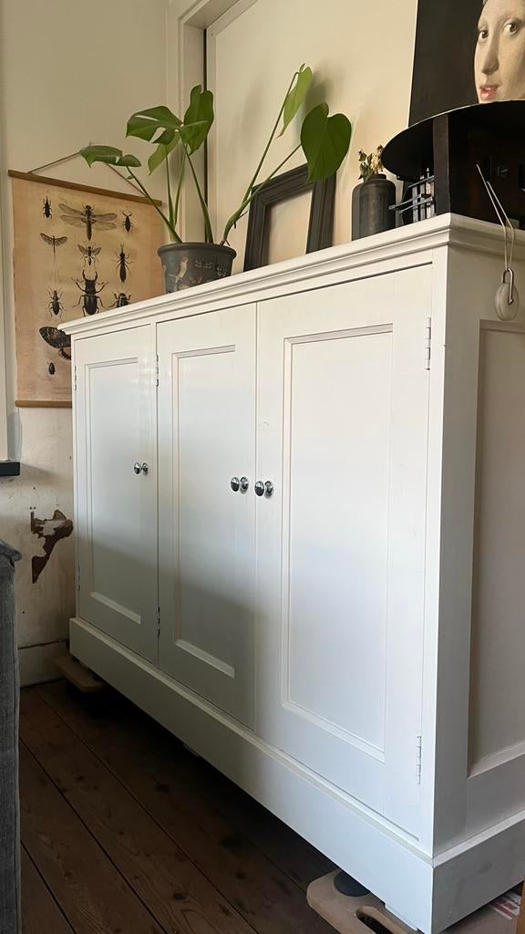 Landelijk dressoir/tv-kast, massief hout, crème, Huis en Inrichting, Kasten | Dressoirs, Ophalen, Gebruikt, 150 tot 200 cm, Grenenhout