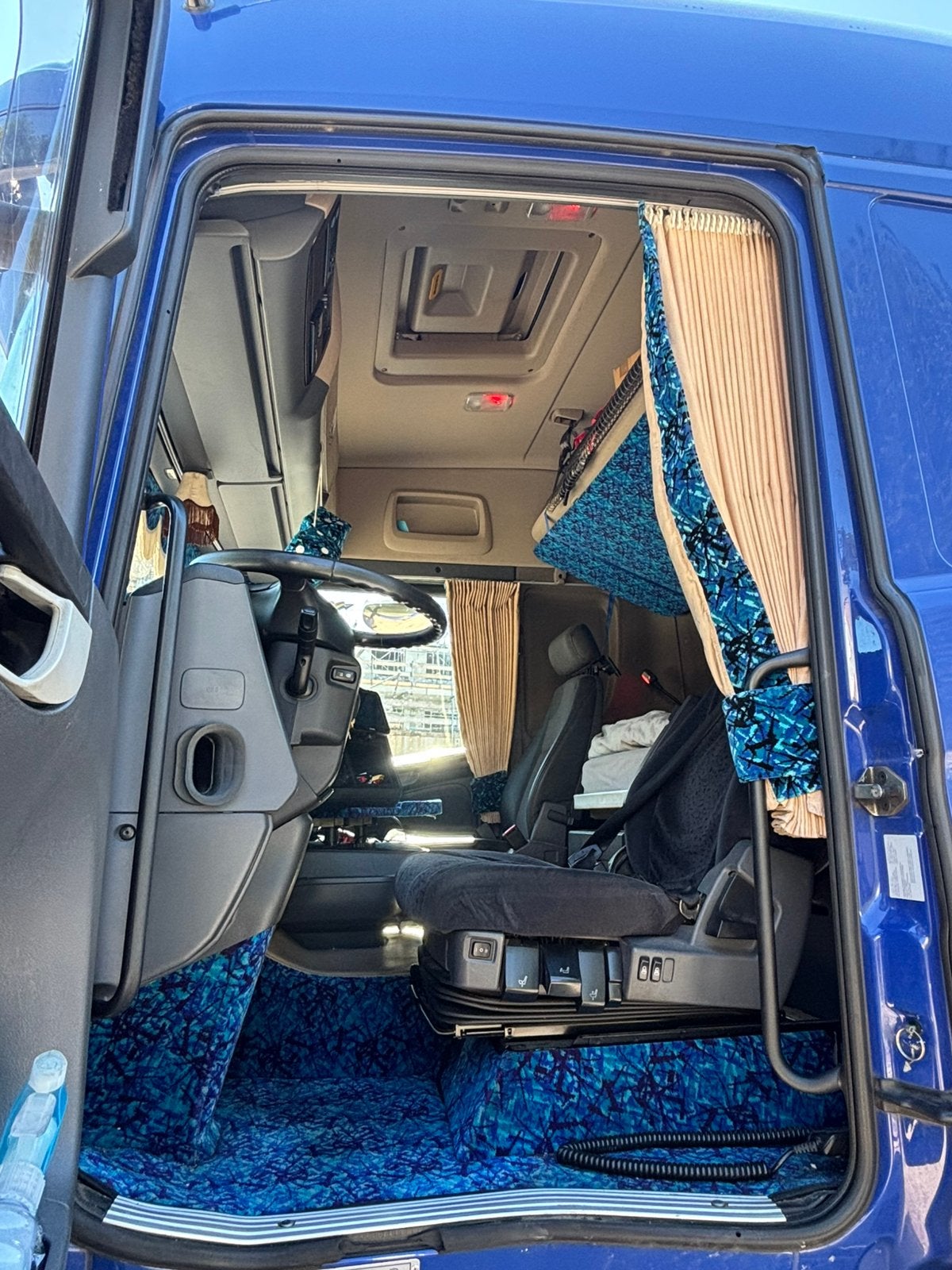 Scania Interieur Deense Pluche Blauw, Ophalen, Gebruikt