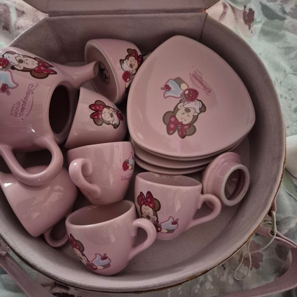 Minnie Mouse theeservies in koffer - Disneyland Resort, Ophalen of Verzenden, Zo goed als nieuw, Meisje