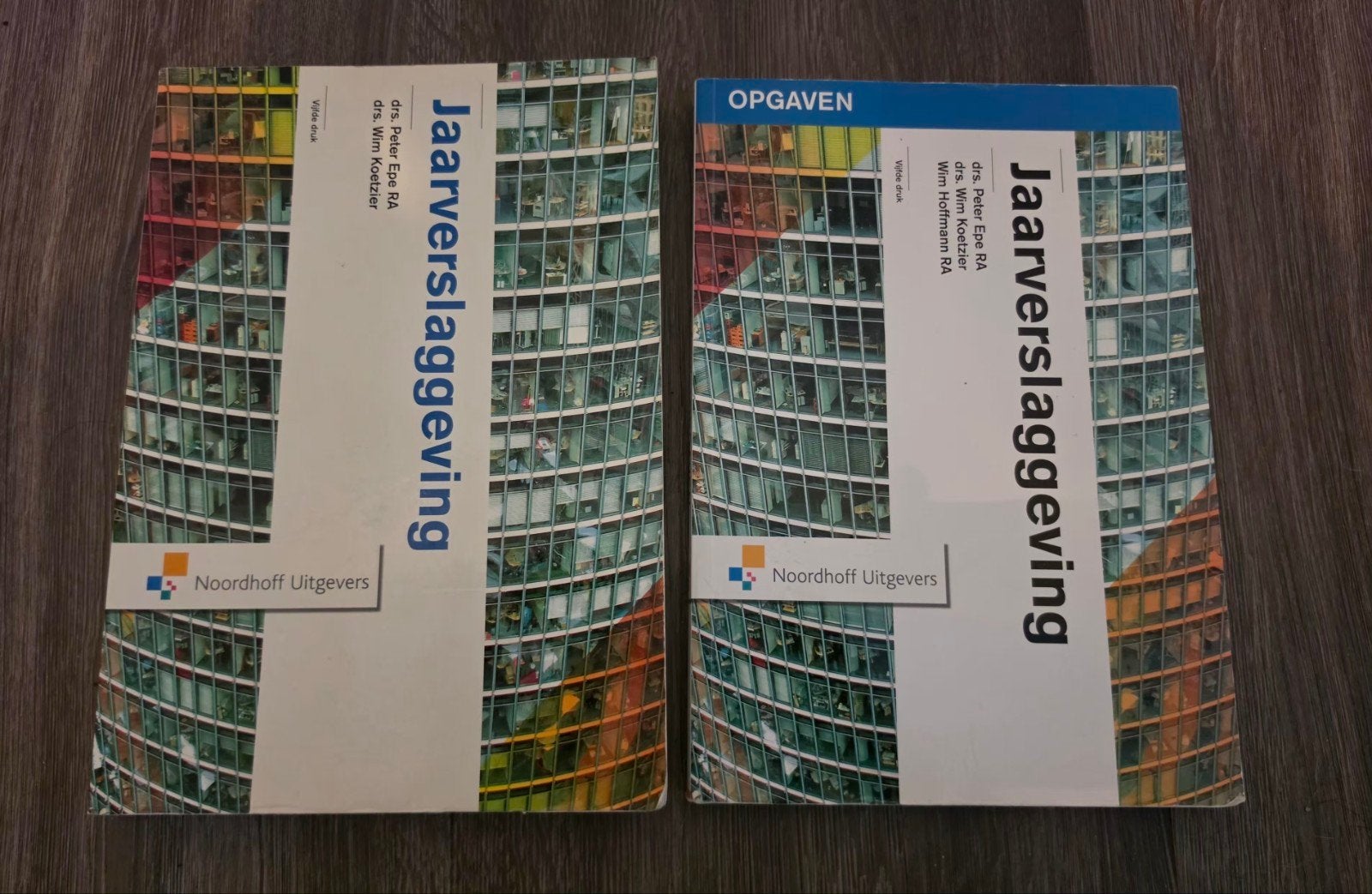 Jaarverslaggeving – Theorie en opgaven (2 boeken), Boeken, Gelezen, Epe, Koetzier, Hoffmann, Beta, HBO