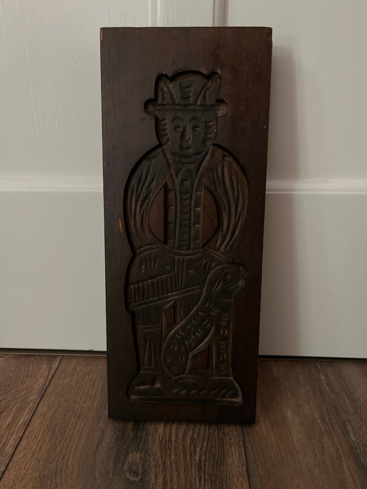 Antieke houten koekplank met man en hond - 33x13,5 cm, Ophalen of Verzenden
