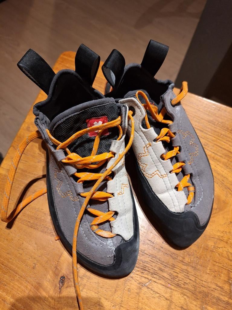 Ocún Jett Lu klimschoenen maat 38,5 – goede staat, Ophalen of Verzenden, Gebruikt, Klimsportschoenen