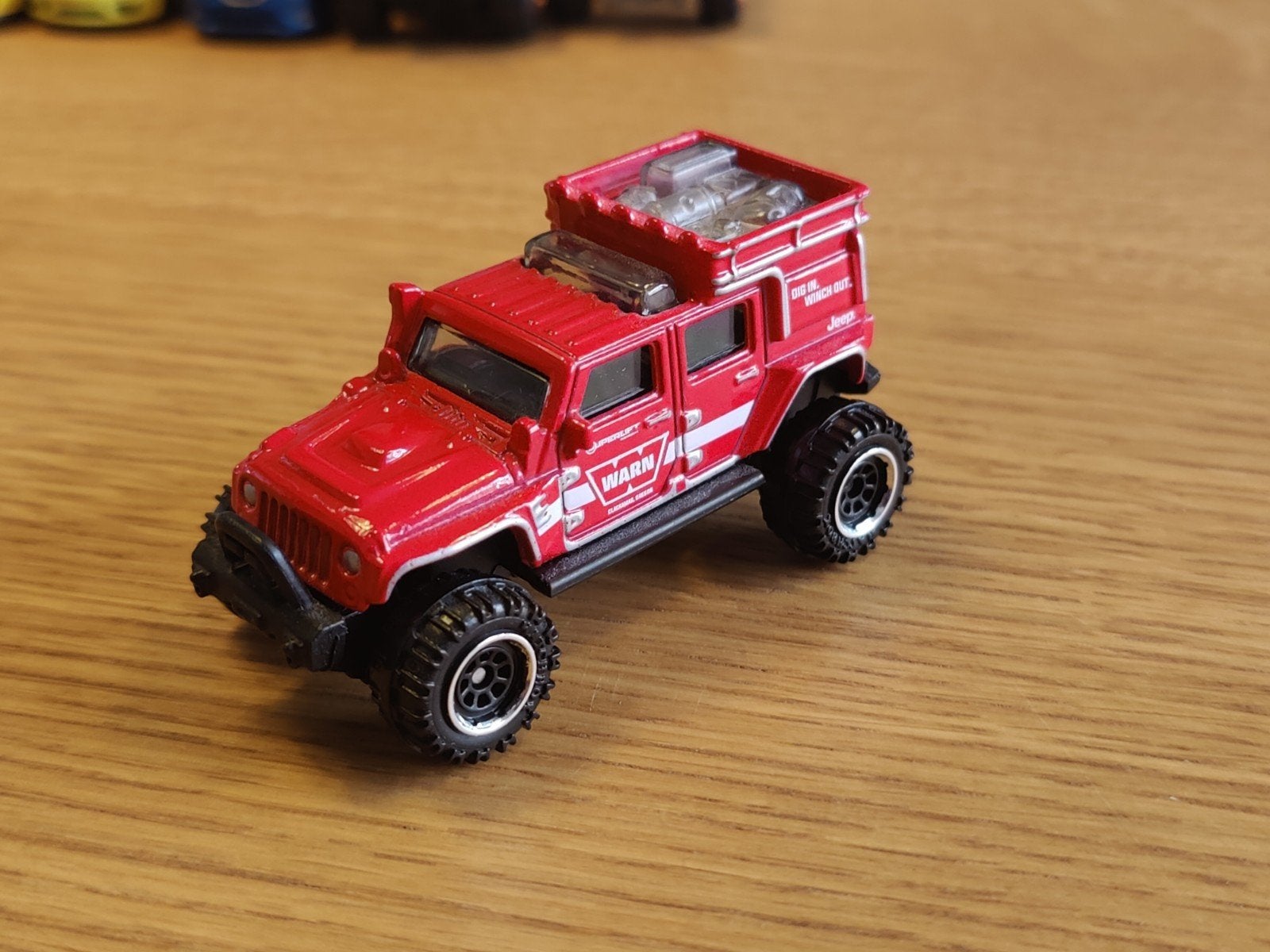 Matchbox JEEP Wrangler Superlift ROOD, Ophalen of Verzenden, Auto