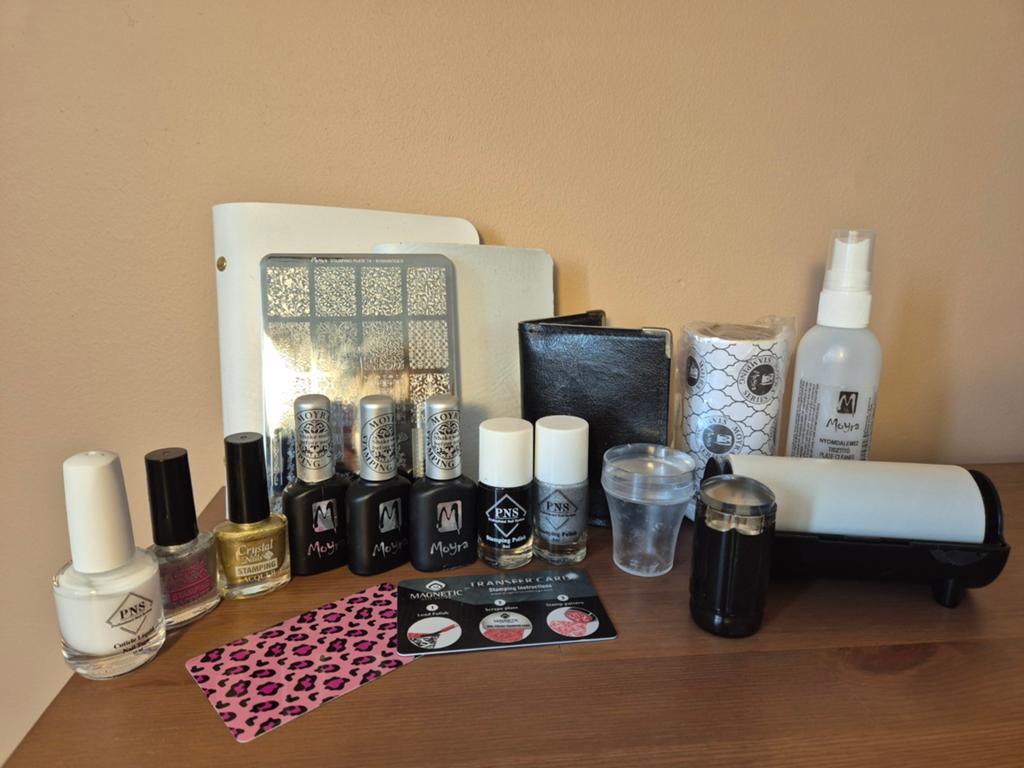 Nail stamping set: 49 platen, lakjes en benodigdheden, Ophalen of Verzenden