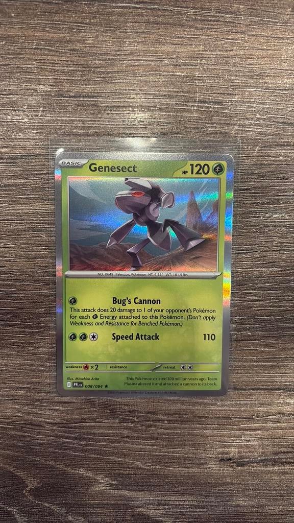 PFL Genesect 008/094 holo, Ophalen of Verzenden, Zo goed als nieuw