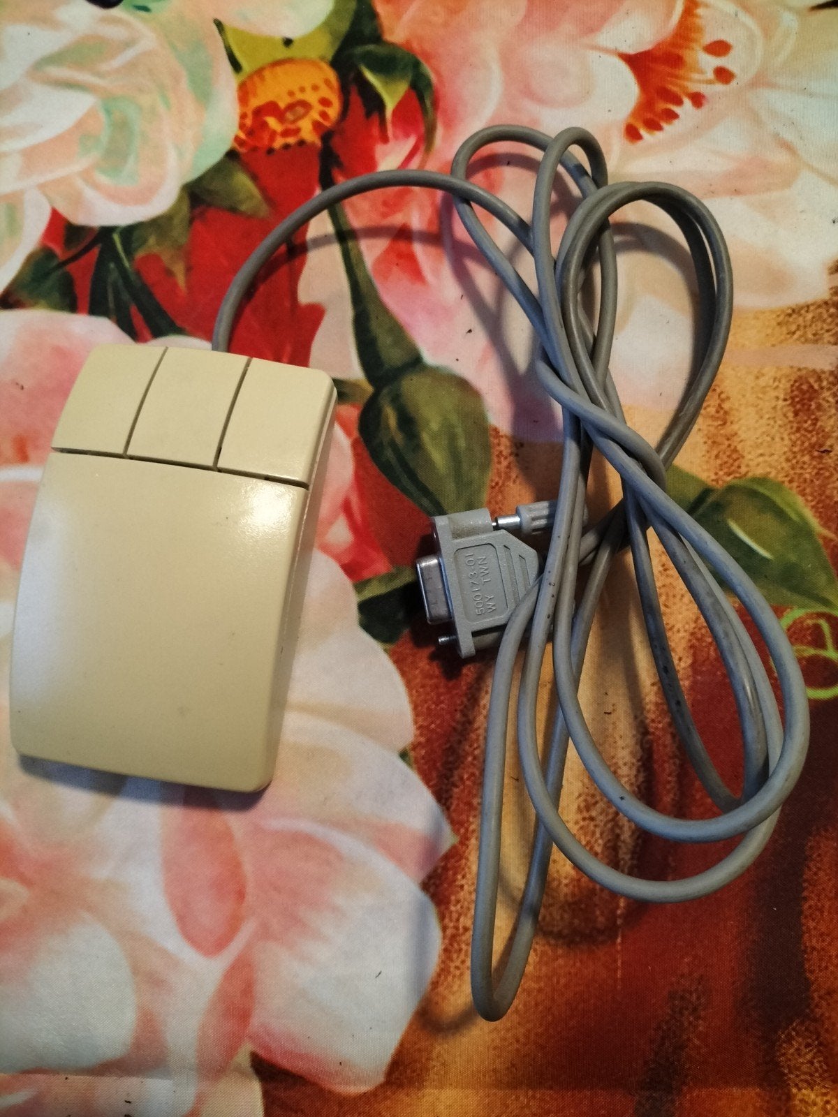 Vintage Logitech M-M30-9F Muis - Bedraad, DB9-aansluiting, Computers en Software, Ophalen, Muis, Gebruikt, Logitech