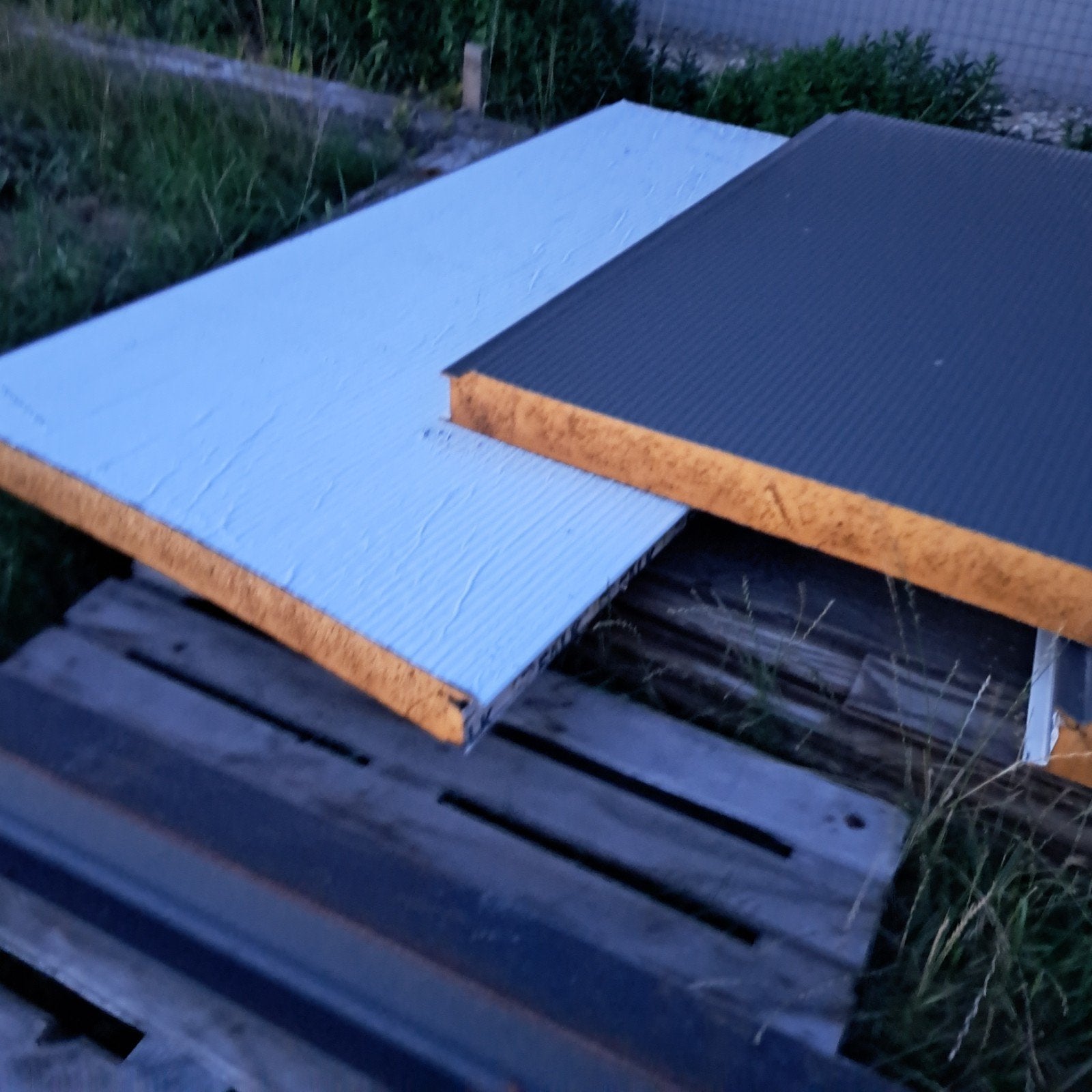 Diverse stukken sandwichpanelen., Doe-het-zelf en Verbouw, Platen en Panelen, Ophalen