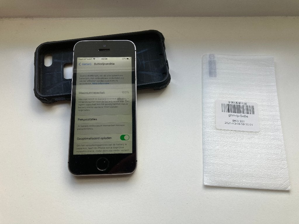 iphone se 2016 32GB space grey met originele doos batt100%, Telecommunicatie, Mobiele telefoons | Apple iPhone, Ophalen of Verzenden