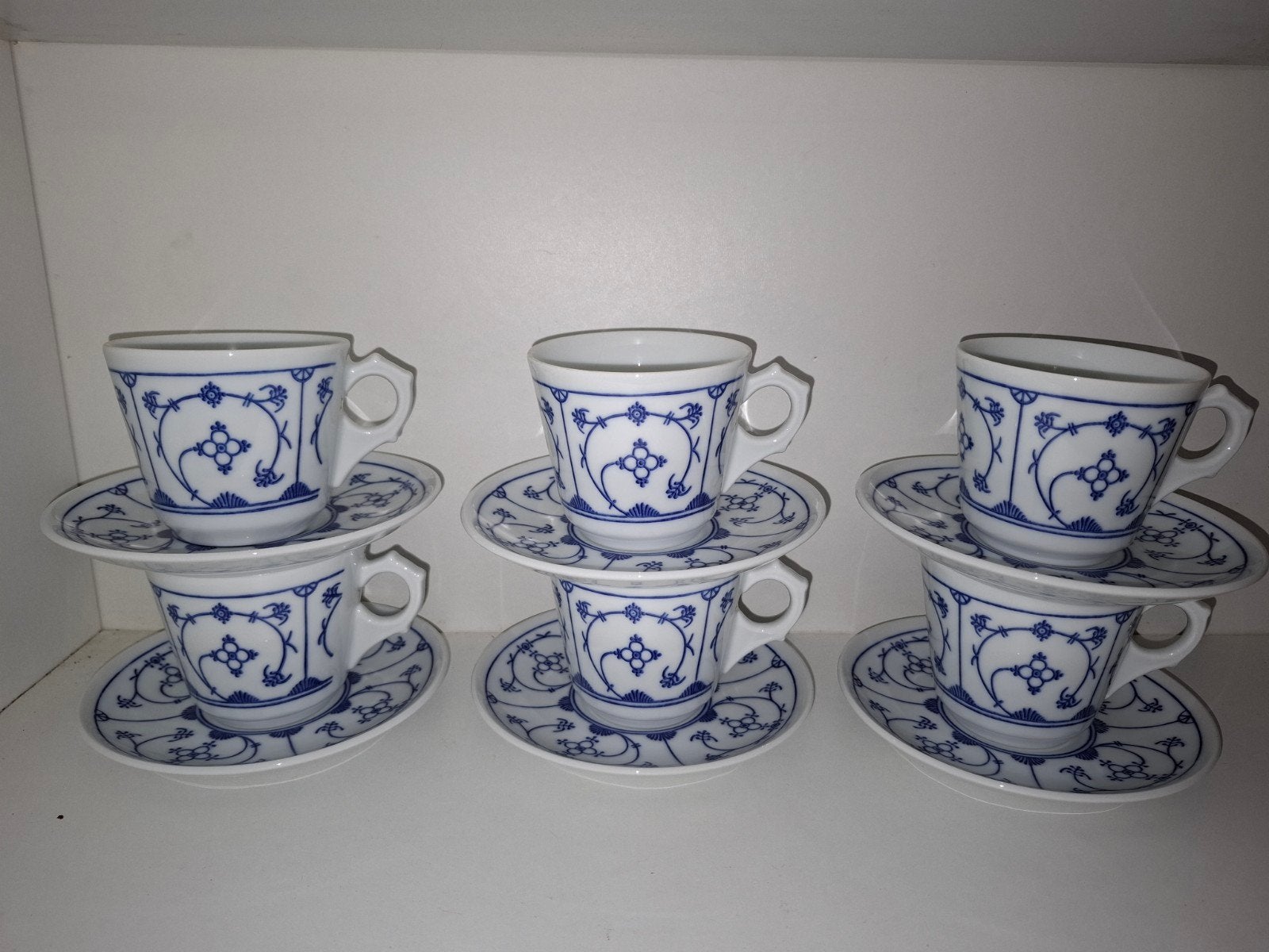 6 Kahla Blau Saks kop en schotels, Ophalen