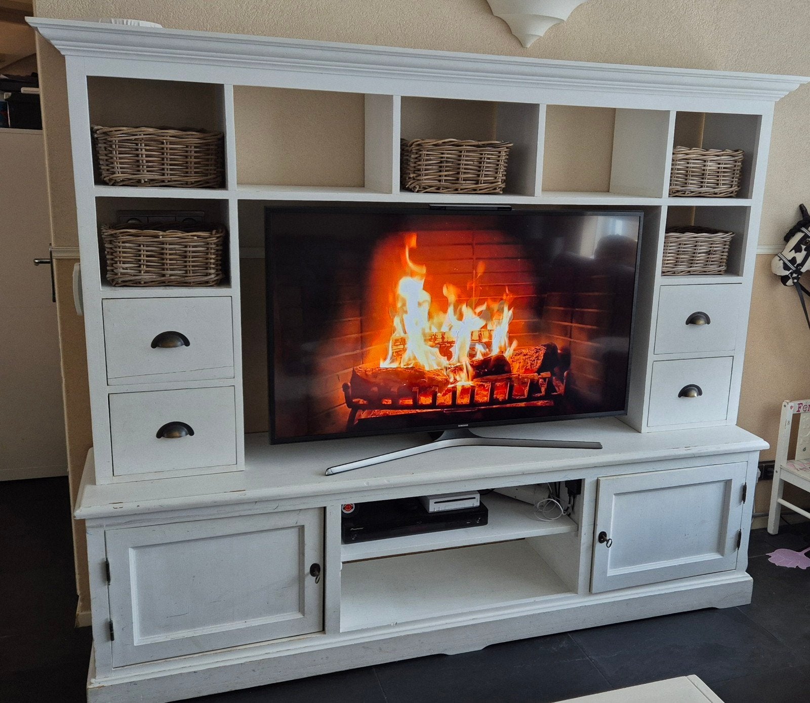 Gratis - TV meubel wit, Ophalen, Gebruikt, Landelijk, 200 cm of meer