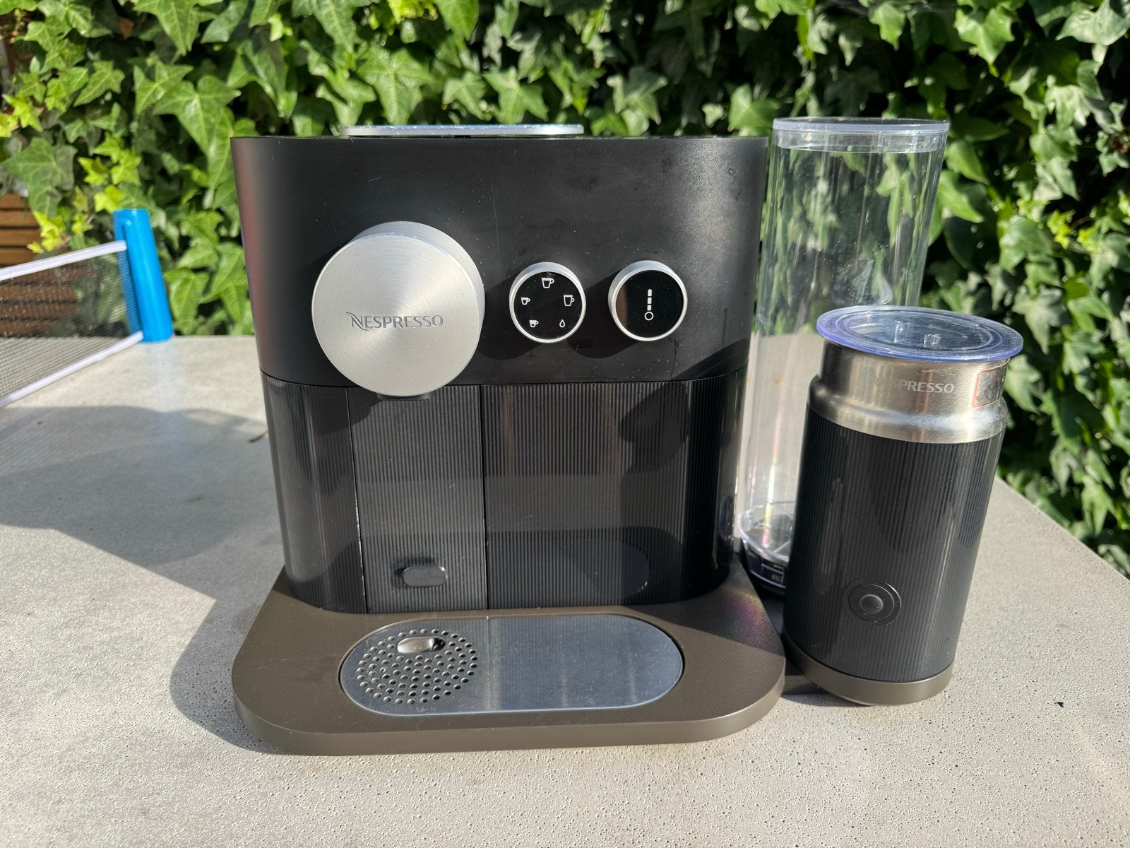 Nespresso Vertuo Next met Aeroccino 3 melkopschuimer, Ophalen, Gebruikt, Koffiemachine, 4 tot 10 kopjes