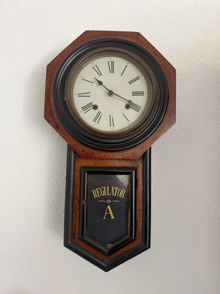 Regulator A wandklok (antiek), Ophalen