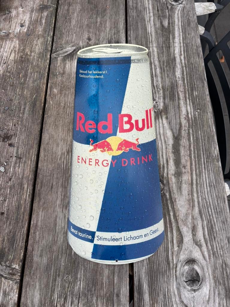 Wandbord Red Bull 18x50 metaal gebogen, Ophalen, Zo goed als nieuw, Reclamebord