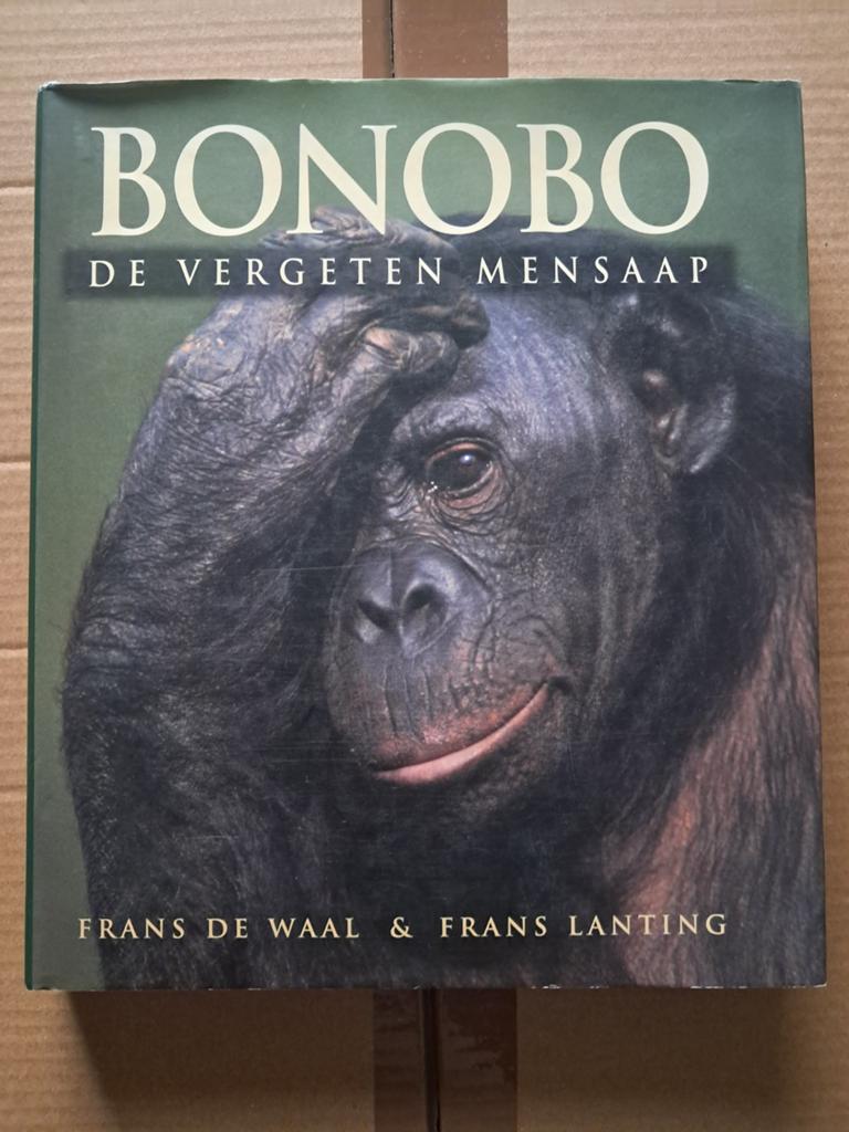 BONOBO DE VERGETEN MENSAAP GESIGNEERD DOOR FRANS DE WAAL, Boeken, Ophalen of Verzenden, Gelezen