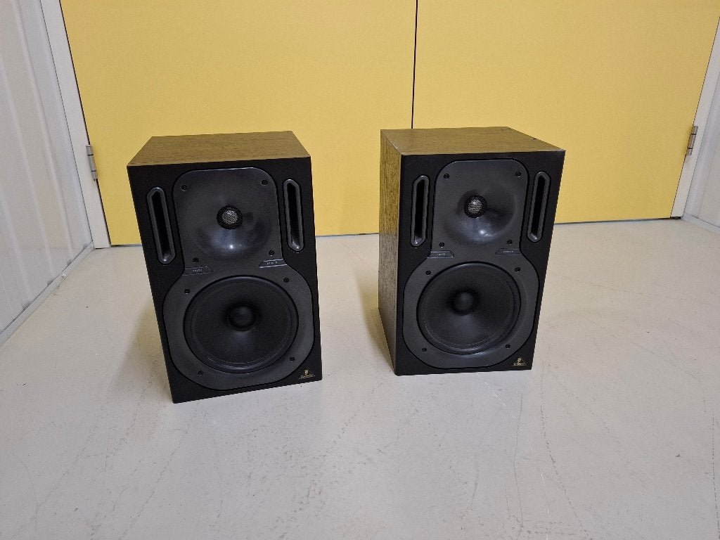 Behringer Truth B2031P 150 Watt passieve speakers/monitors, Studiomonitor, Gebruikt, Ophalen, 150 watt of meer