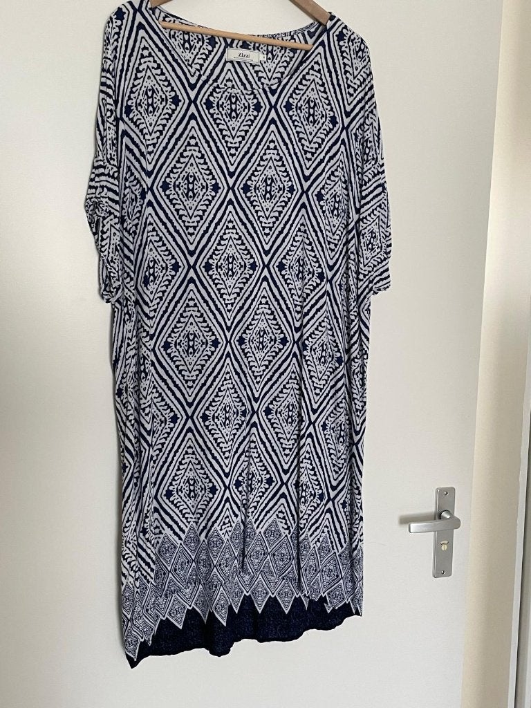 dames grote maten tuniek Zizzi maat M donkerblauw wit, Kleding | Dames, Grote Maten, Zizzi, Meerkleurig, Blouse of Tuniek, Ophalen of Verzenden