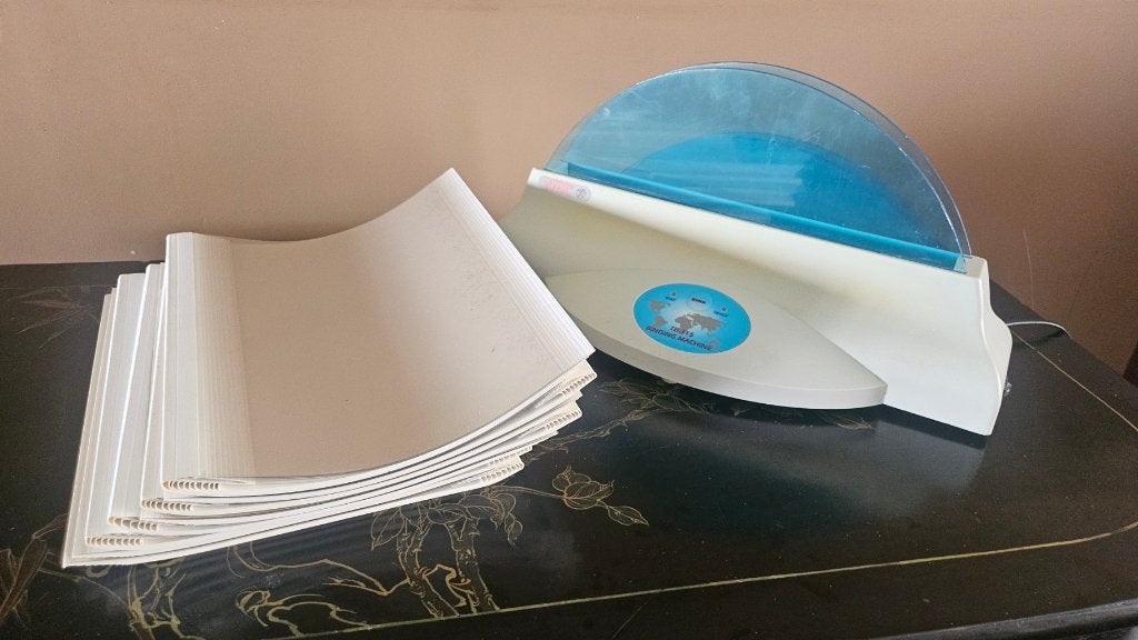 THERMISCH BIND MACHINE TB-315 * HOT MELT en 110 BINDOMSLAGEN, Ophalen of Verzenden, Zo goed als nieuw