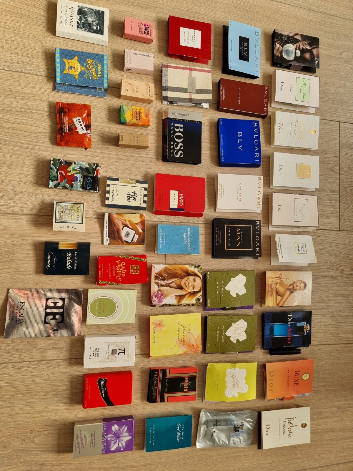 Grote collectie parfum samples van diverse merken, Ophalen of Verzenden, Zo goed als nieuw
