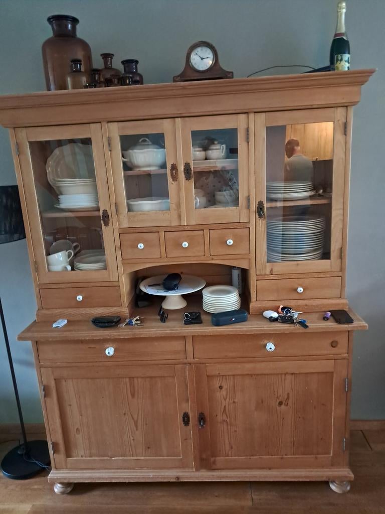 Massief houten buffetkast met vitrine en lades, Ophalen, Gebruikt, Klassiek, Landelijk, 25 tot 50 cm